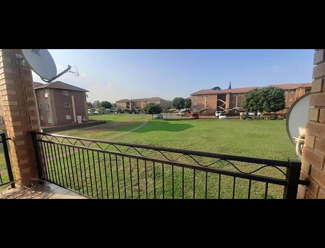 3 BEDROOM APARTMENT FOR SALE IN VALHALLA